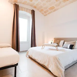 https://bari-city-center-gif-apartments.barihotels.org