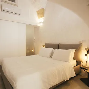 mediterranee-suite.lecce-hotels.com/